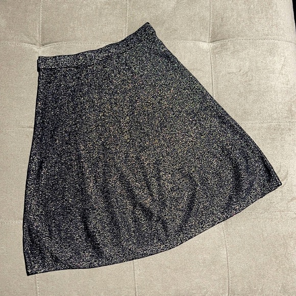 🥰🥰Nanette Lepore Metallic Shimmer Skirt🥰🥰 - Picture 3 of 10